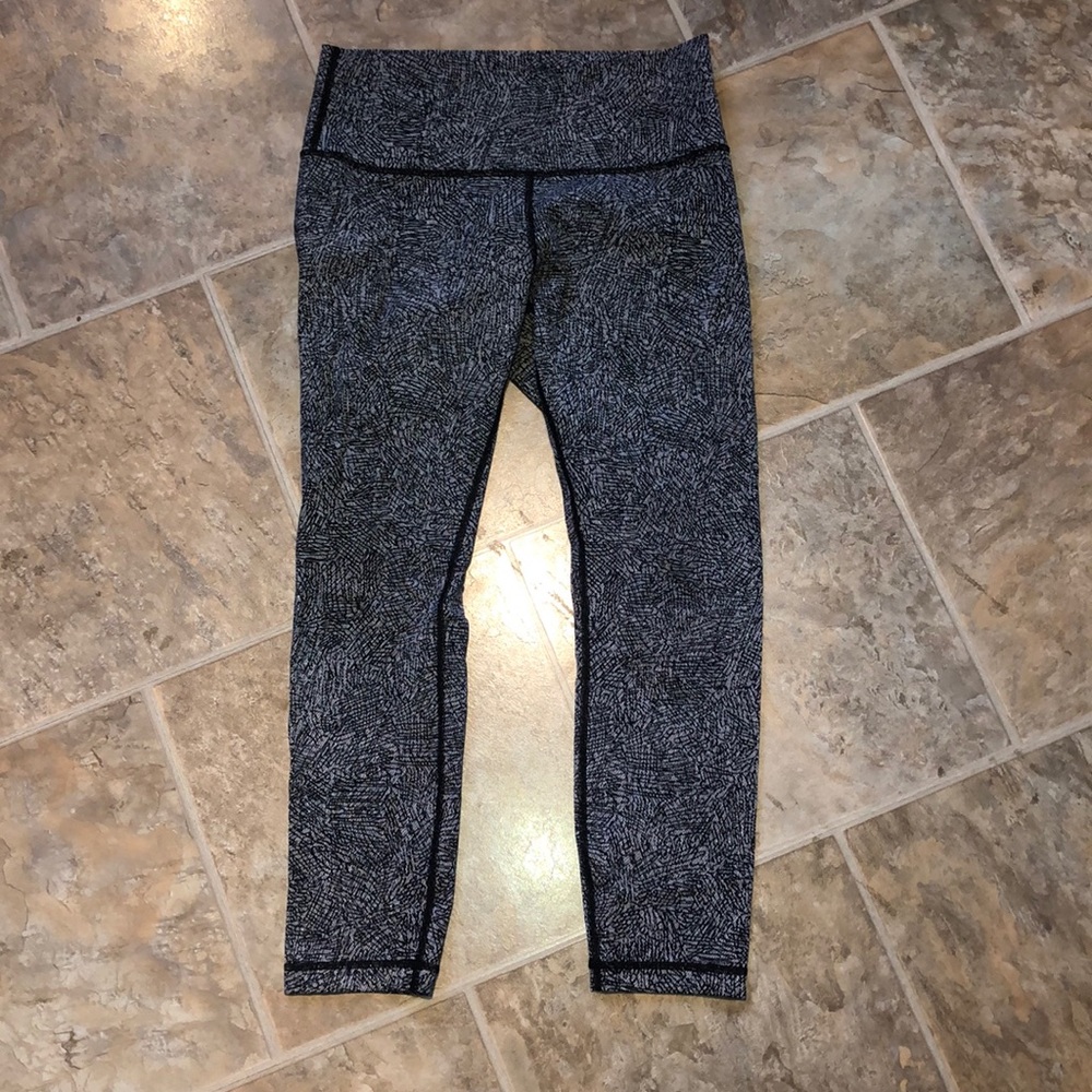 Lululemon capris